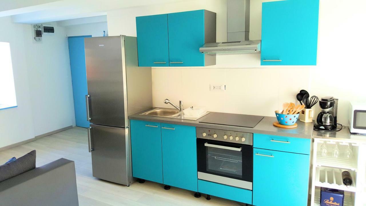Apartment Vrbenka Vrbnik Buitenkant foto