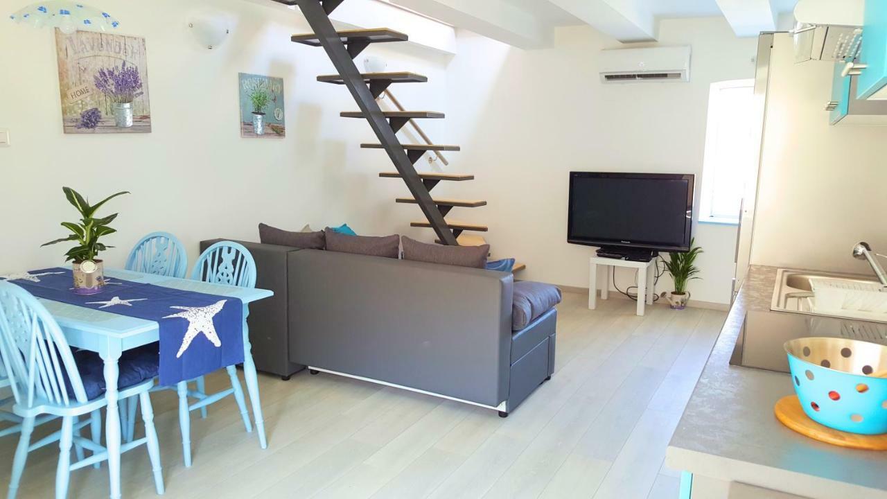 Apartment Vrbenka Vrbnik Buitenkant foto