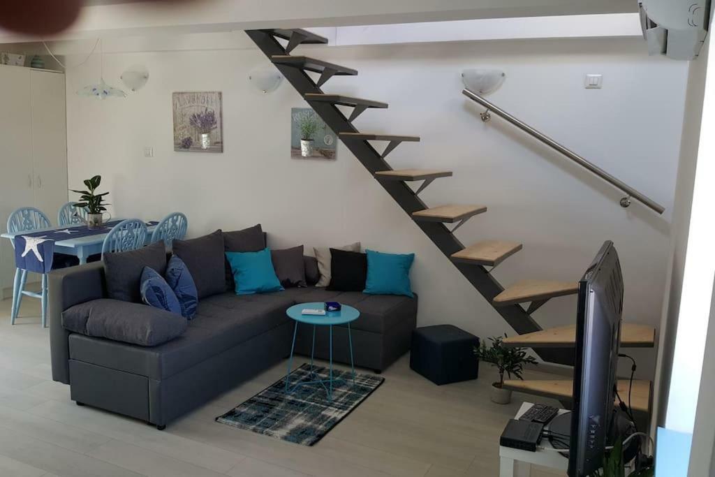 Apartment Vrbenka Vrbnik Buitenkant foto